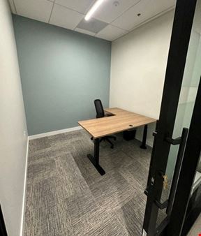 Private Office for One 1-07