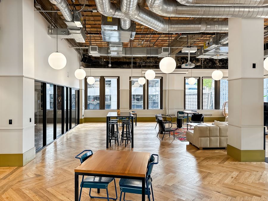 TX, Houston - 708 Main Street