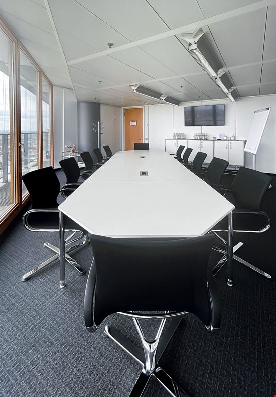 Preview of Stadttor Office space for Rent in Düsseldorf