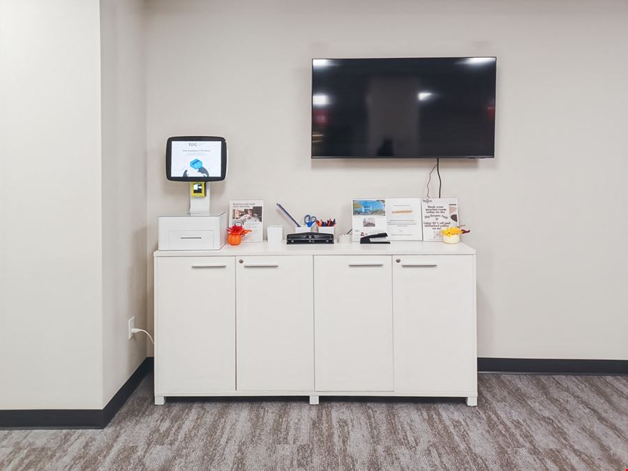 NY, Hauppauge - Veterans Memorial Highway