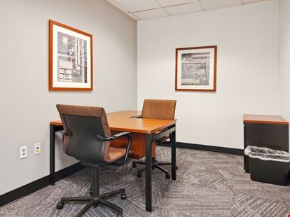Regus - Kansas City - Crown
