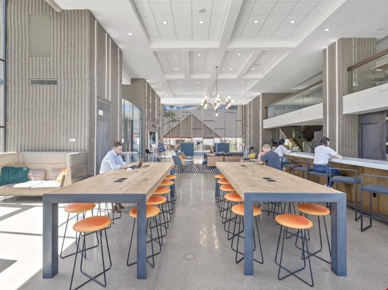 Expansive Coworking Lounge