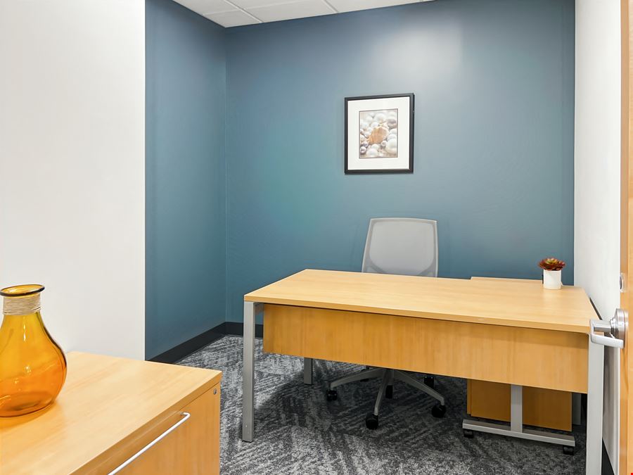 MD, Pikesville - Woodholme Center