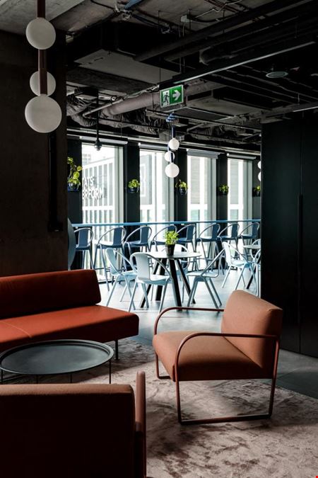 City Space - Face2Face