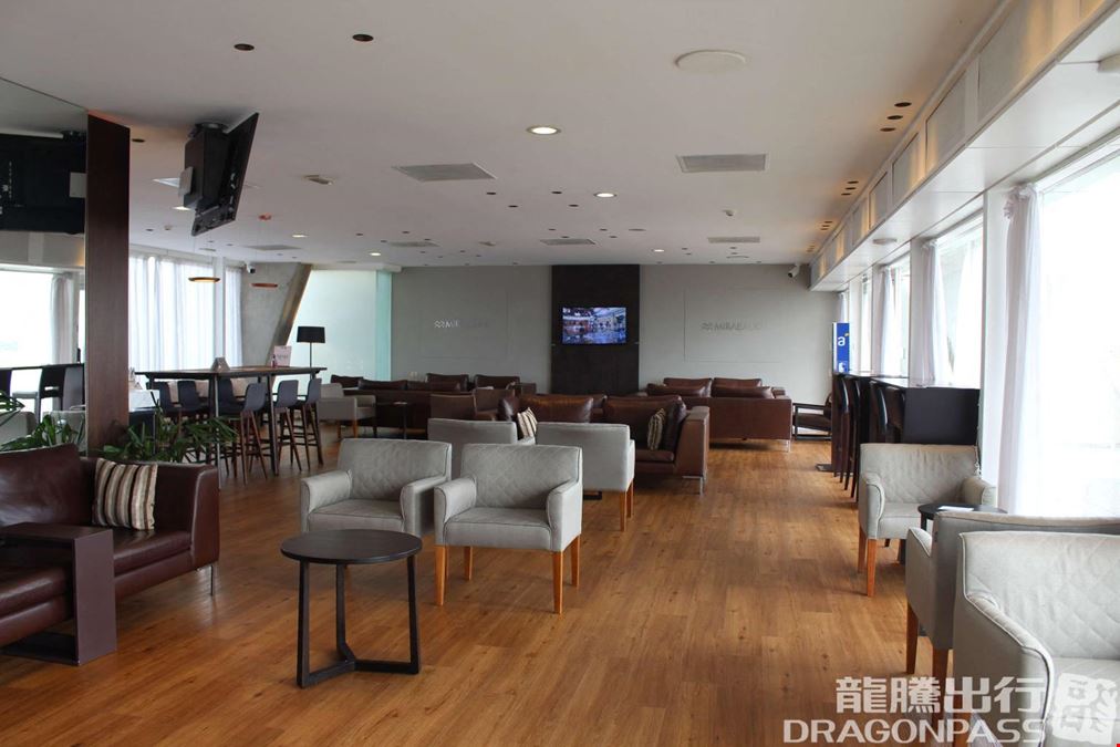 Aeropuertos VIP Club Carlos A. Curbelo International Airport Main Terminal