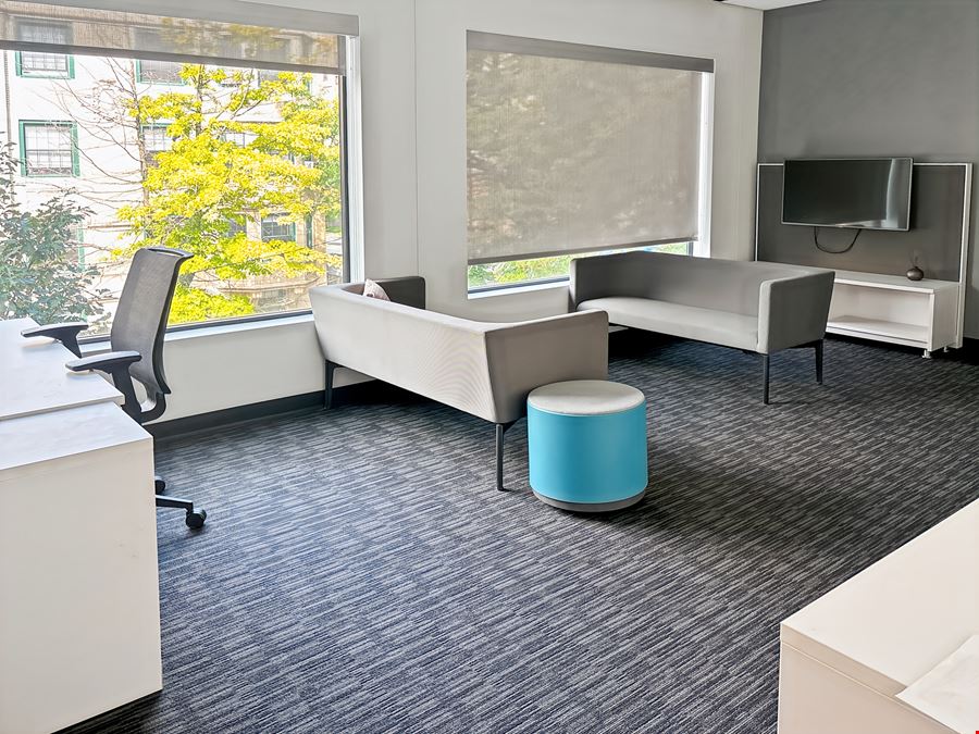 Regus - Chicago - Hyde Park