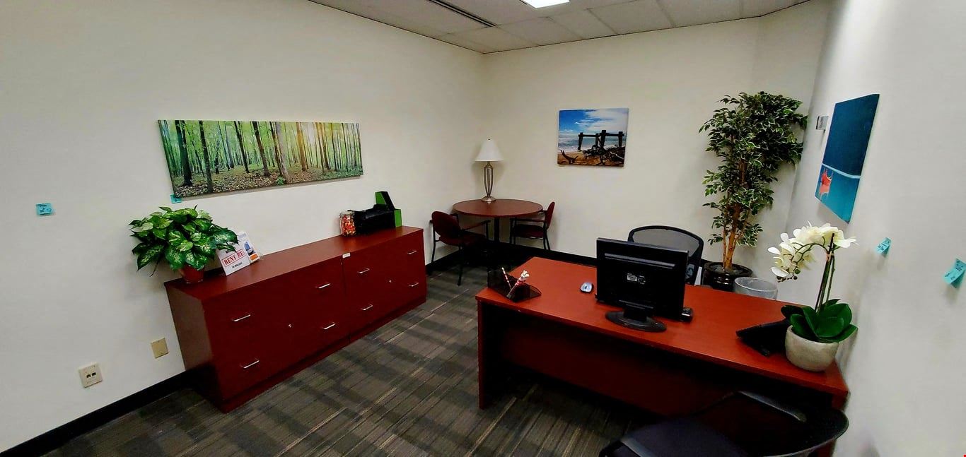 1145 Private Office