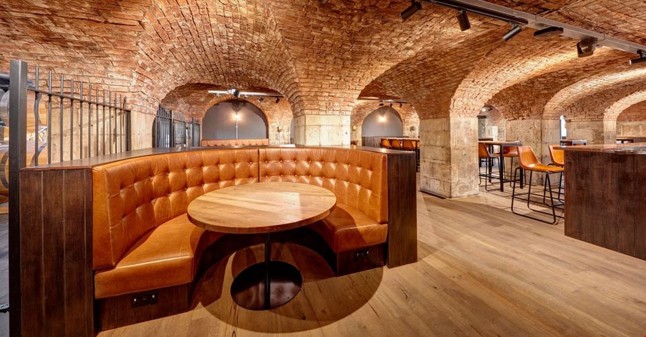 Clockwise - Edinburgh Leith