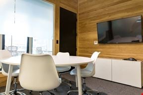 Small Meeting Room (M2)