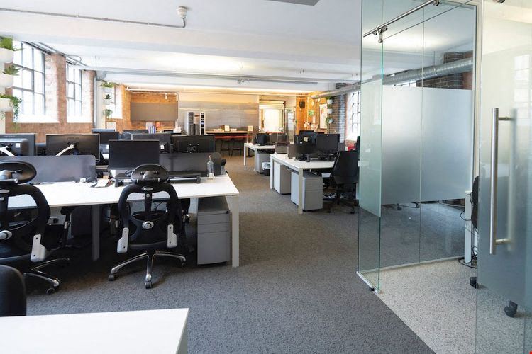 Kitt - 1 Boundary Row