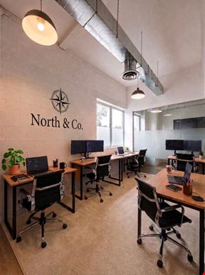 5-Person Office With Window