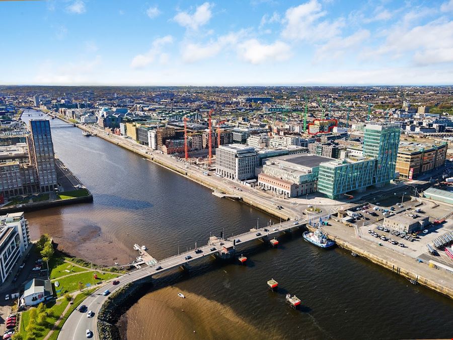 Xdanu - The Freight Building