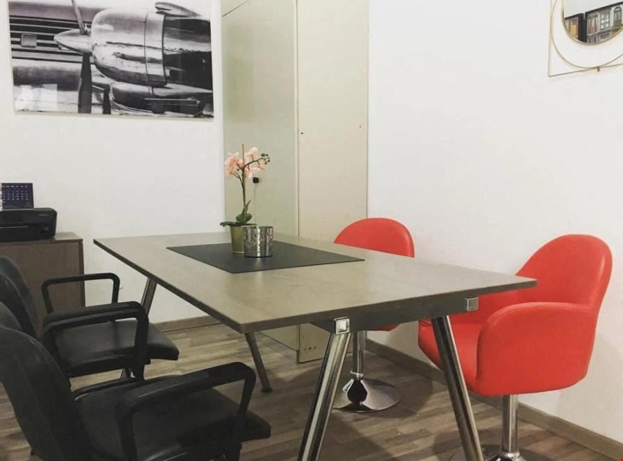 Mullum Business Center - Bari