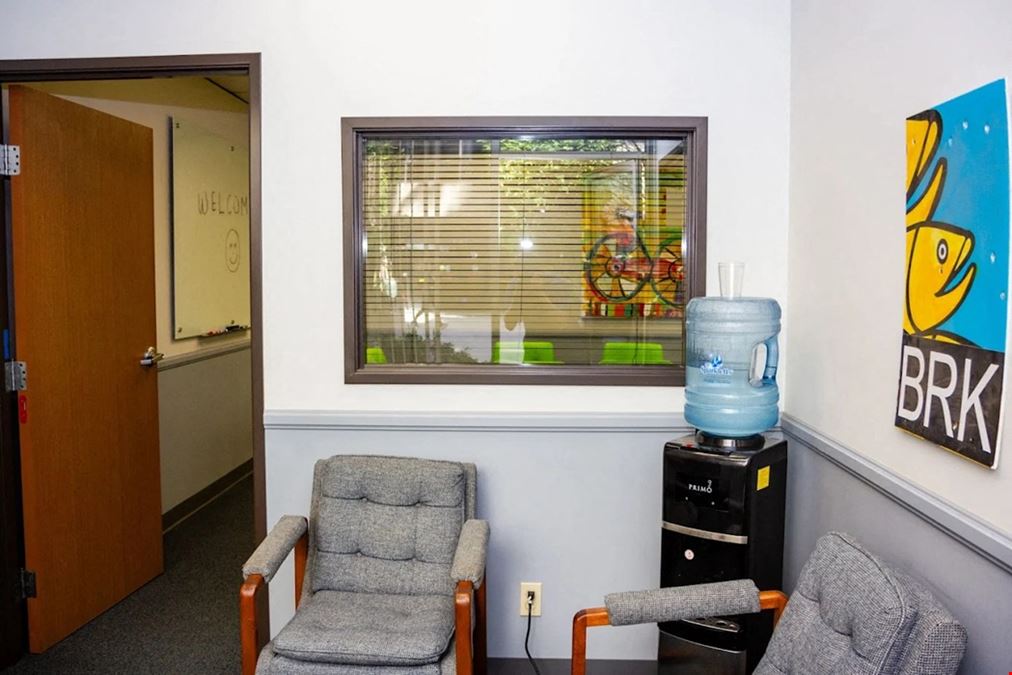 CW Business Center at LAX