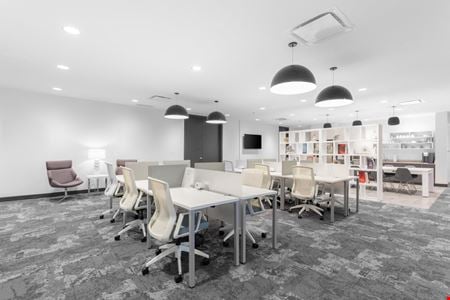 Preview of 25% off Two Prudential Plaza Coworking space for Rent