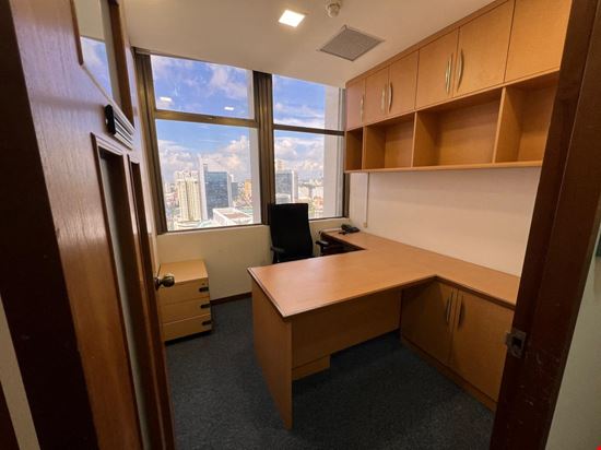 Preview of Peninsula Plaza Singapore Office space for Rent in Singapore