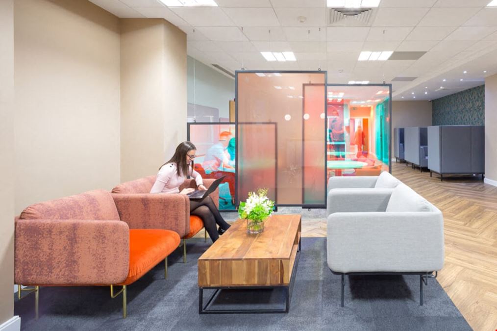 Landmark: Birmingham, Brindleyplace