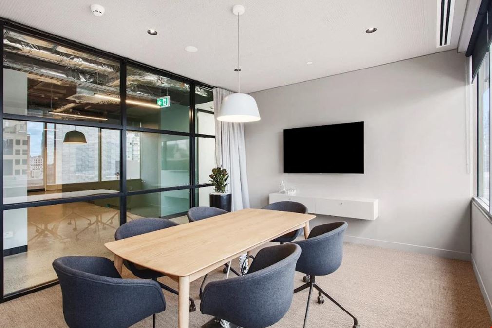 Clarence - 456 Lonsdale Street