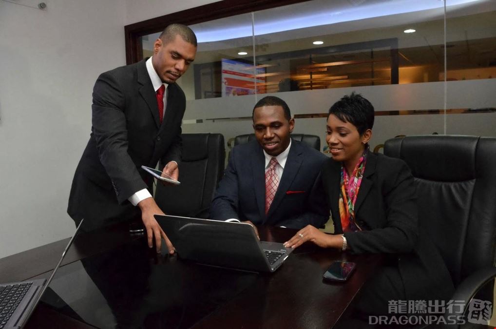 Club Kingston Arrivals Norman Manley International Airport Main Terminal