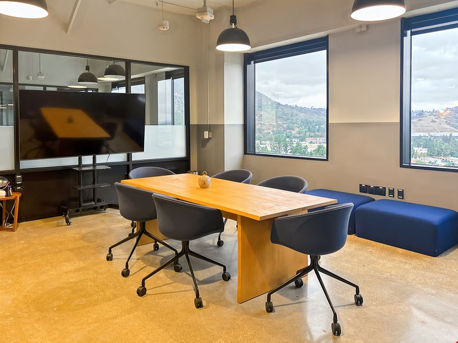 CA, Burbank - The Tower