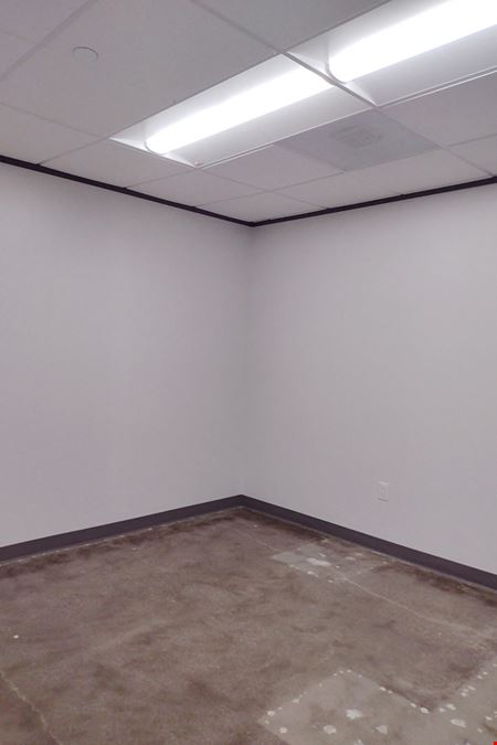 7322-7324 Southwest Freeway