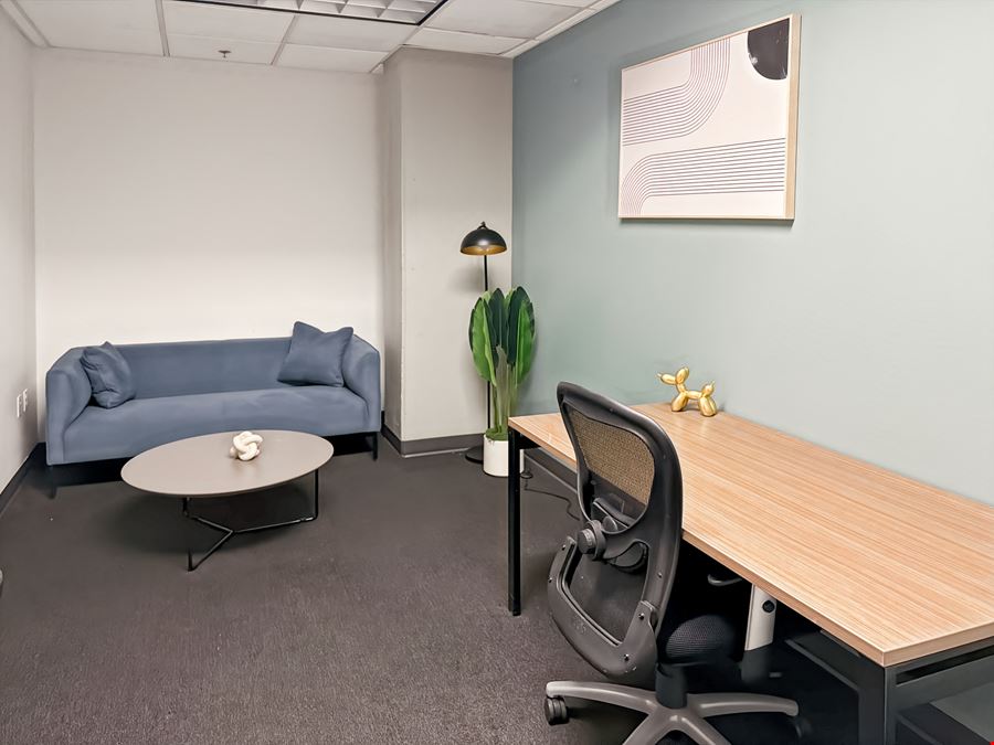Regus - Austin - Dobie Center