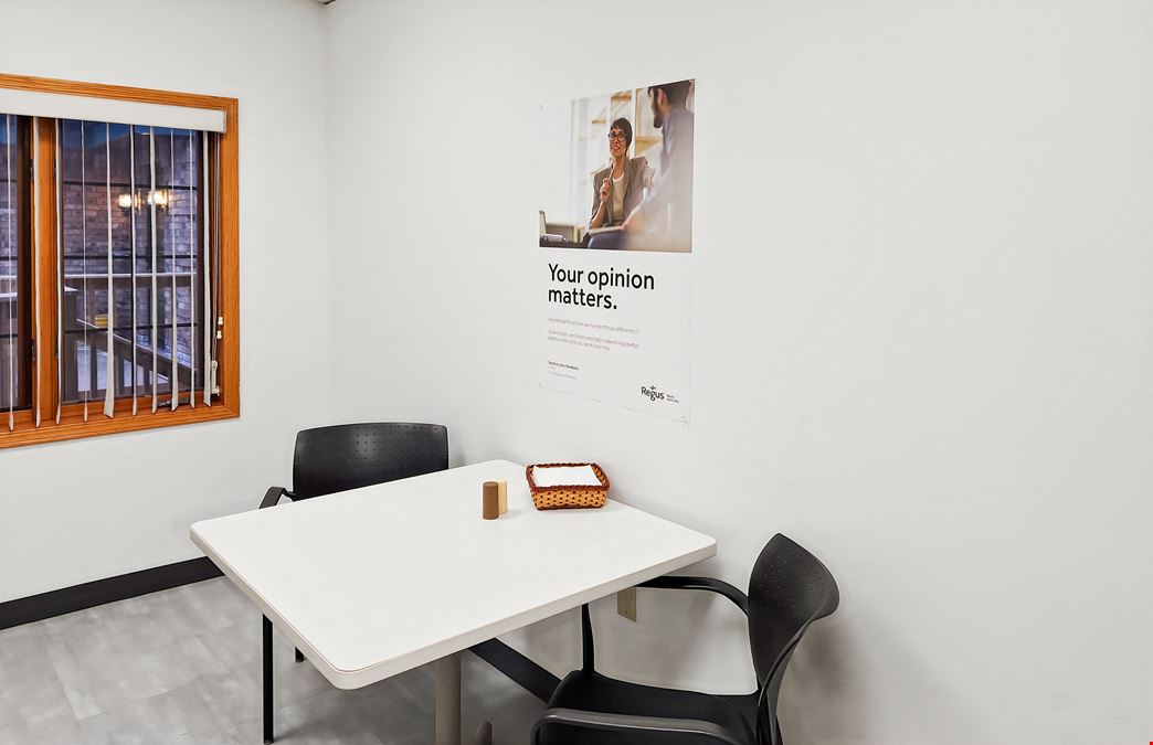 WI, Green Bay - Velp Ave.