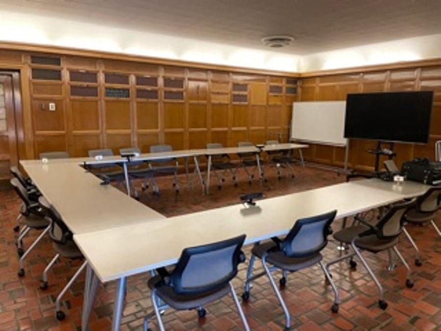 The Classroom | Meeting Room