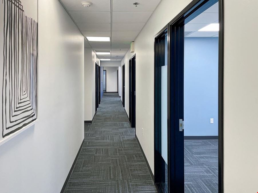 MI, Saginaw - Fashion Square Blvd