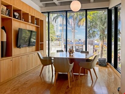 Spaces - Fort Lauderdale - Las Olas Square
