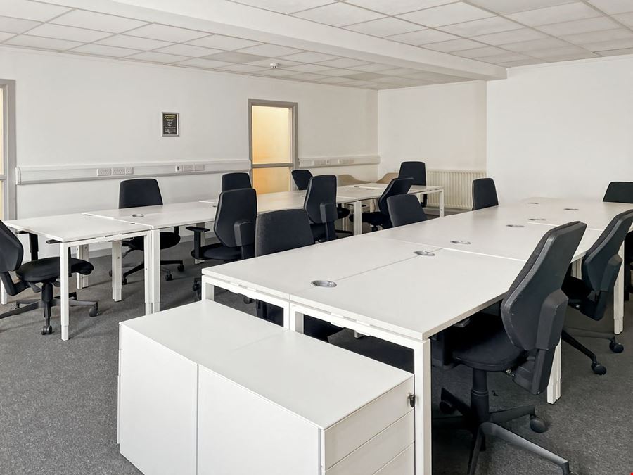 Regus - Coleraine River House