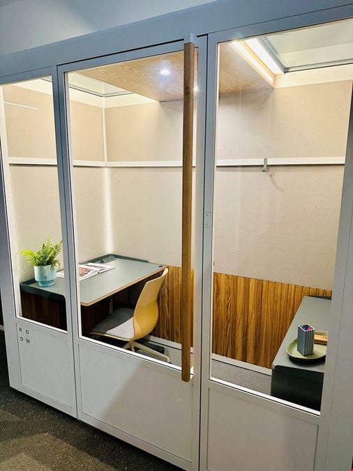 Office Pod 4