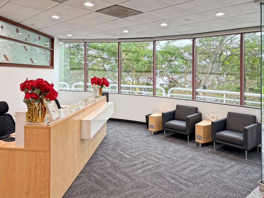 Regus - Palo Alto - 200 Page Mill Road