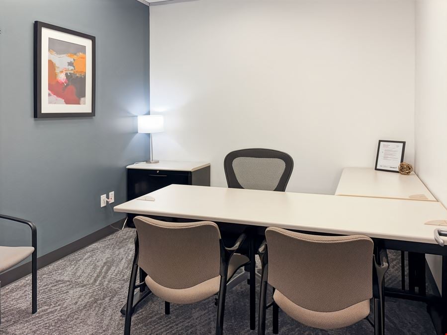 Regus - The Woodlands - Waterway