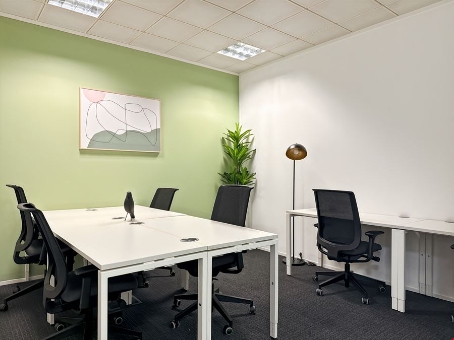 Regus - Cambourne