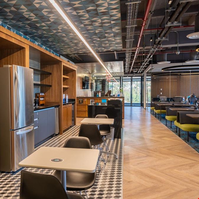 IOS Offices - Foro 4