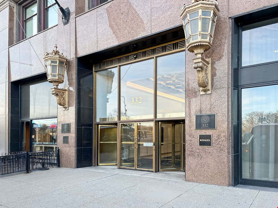 IL, Chicago - 332 S Michigan Avenue