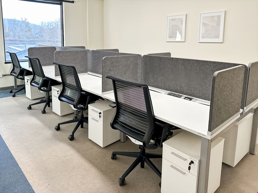 Regus - Bedminster - Crossroads Dr