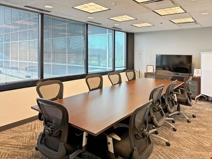Preview of Regus - Downers Grove - Executive Towers West Office space for Rent in Downers Grove