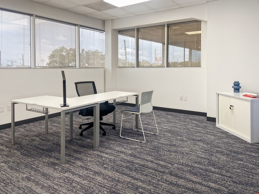 HQ - Houston - Cairnway Dr