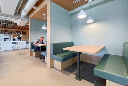 BC, Vancouver - 525 West 8th Avenue