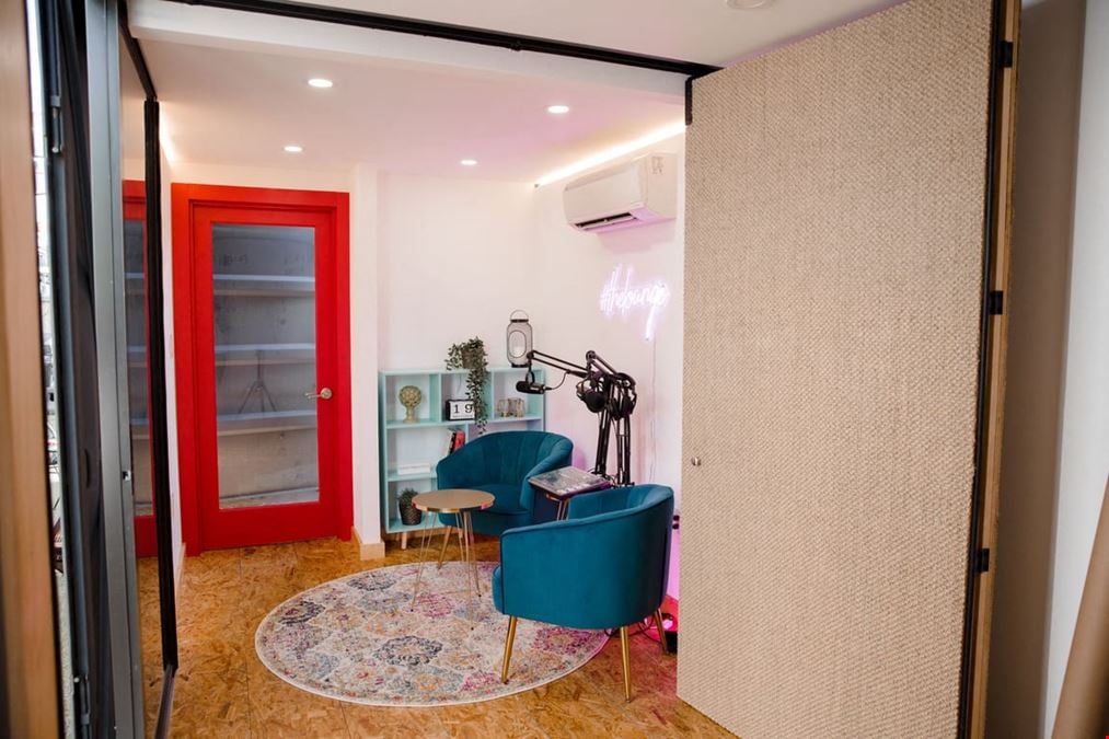 Podcast Studio