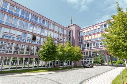 Preview of Regus - Neue Messe Riem - desk space in München