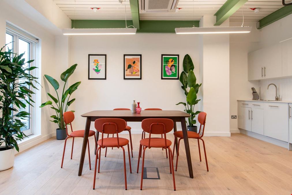 Canvas Offices - 6-7 St John's Lane