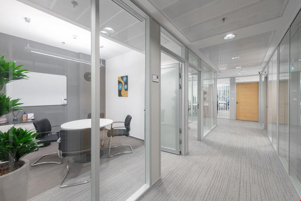 House Of Business - Hungary, Roosevelt