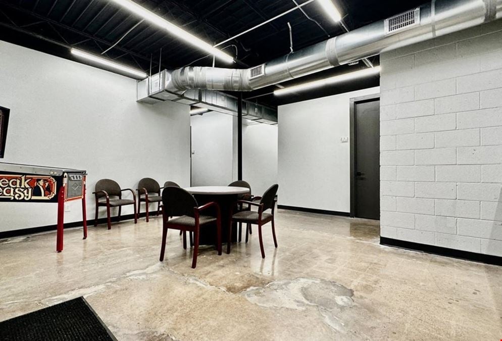 Social Lofts - Solo West
