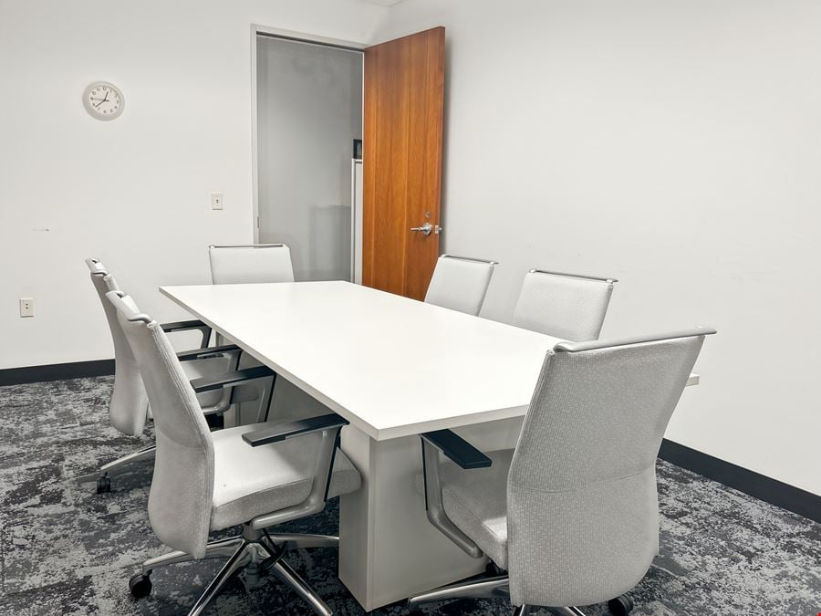 Regus - Newport News - Oyster Point