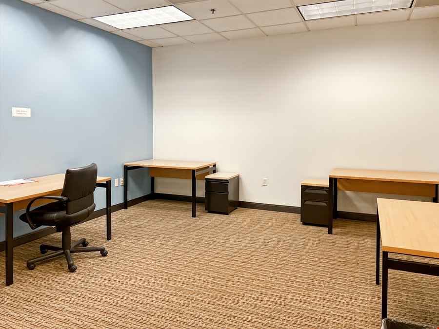 KS, Overland Park - Lighton Tower