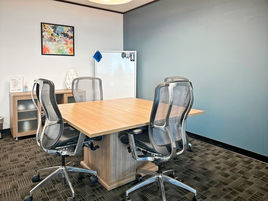 LA, New Orleans - Energy Centre Building