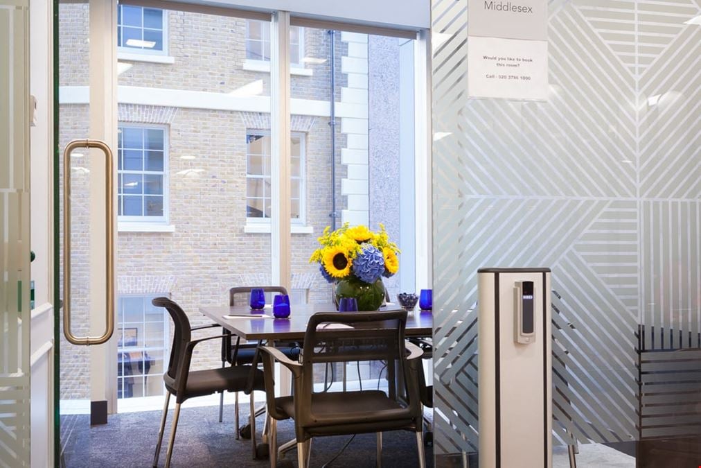 Elementa Workspace - Elementa Workspace Bevis Marks